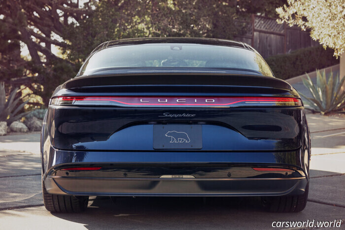 Water Spill Damages Bricks and Leaves Owner with a Repair Bill Equivalent to the Cost of a Used Corolla | Carscoops